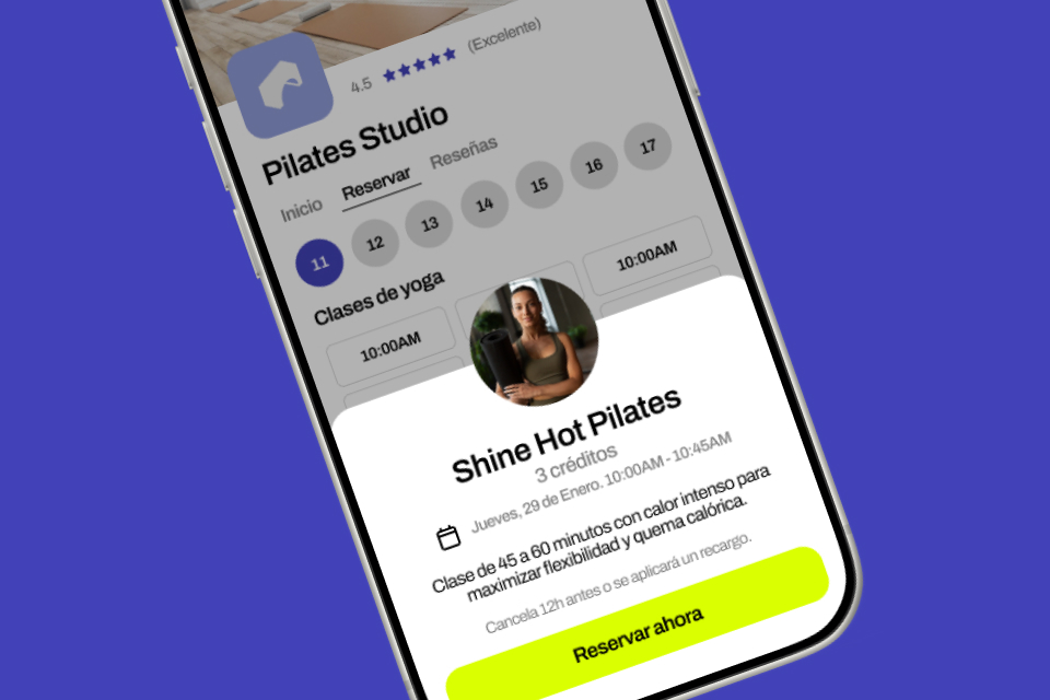 Mockup de la app Mirani: reserva de clase en Shine Hot Pilates